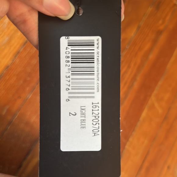 Terani Couture Gown NWT Plunging Baby Blue Prom Dress Beaded Back 1612P0570 - Picture 4 of 4